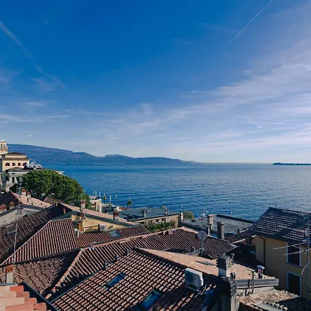 Lägenhet Magnifica Terrazza - View Gardone Riviera